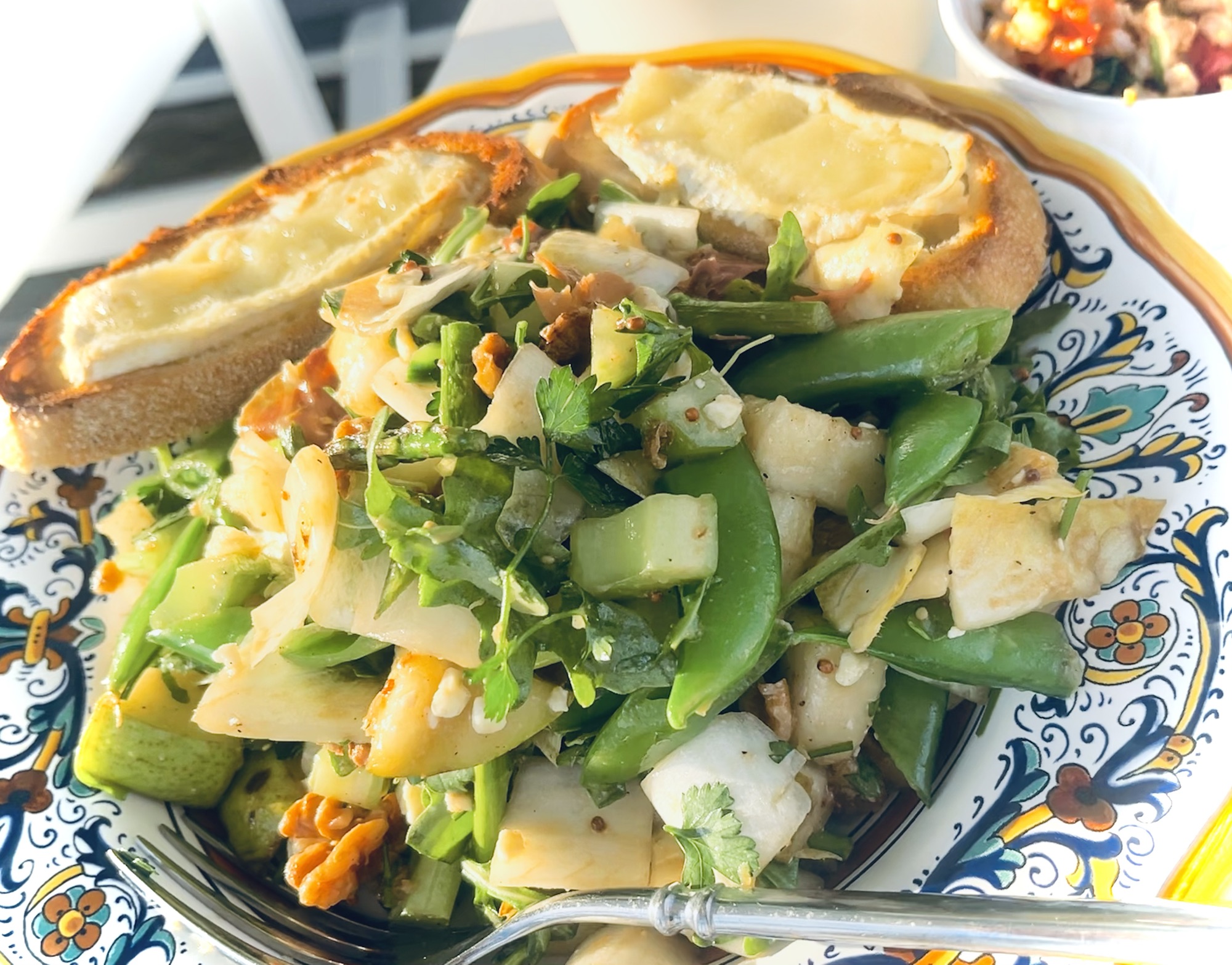 Bright Spring Dinner Salad with Pears and Prosciutto
